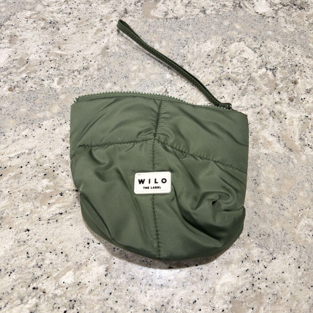 WILO The Label Puffy Cosmetic Bag, top zipper closure, wristlet strap Sage Green